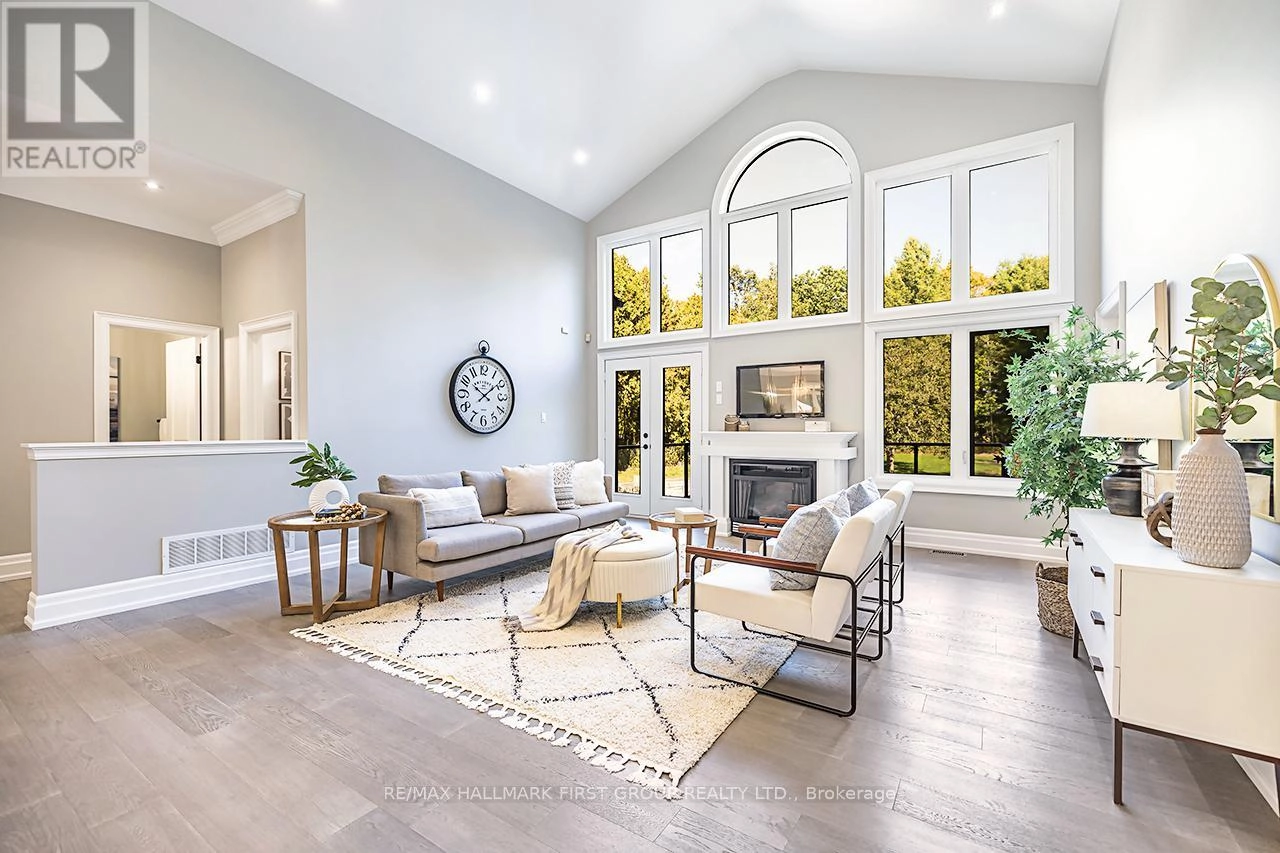 15 Shepherd Road, Whitby, Ontario L1M 1G8 - Photo 8 - E12616700