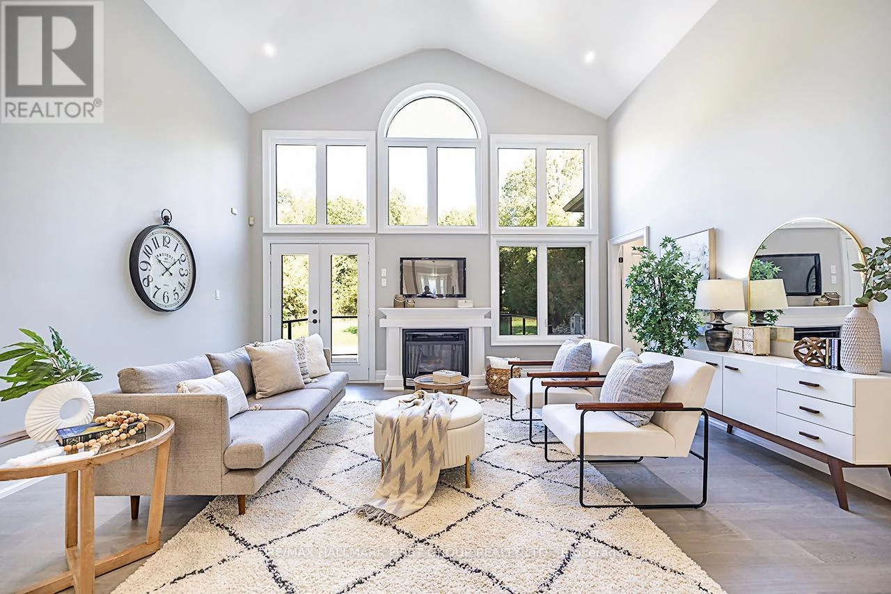 15 Shepherd Road, Whitby, Ontario L1M 1G8 - Photo 9 - E12616700