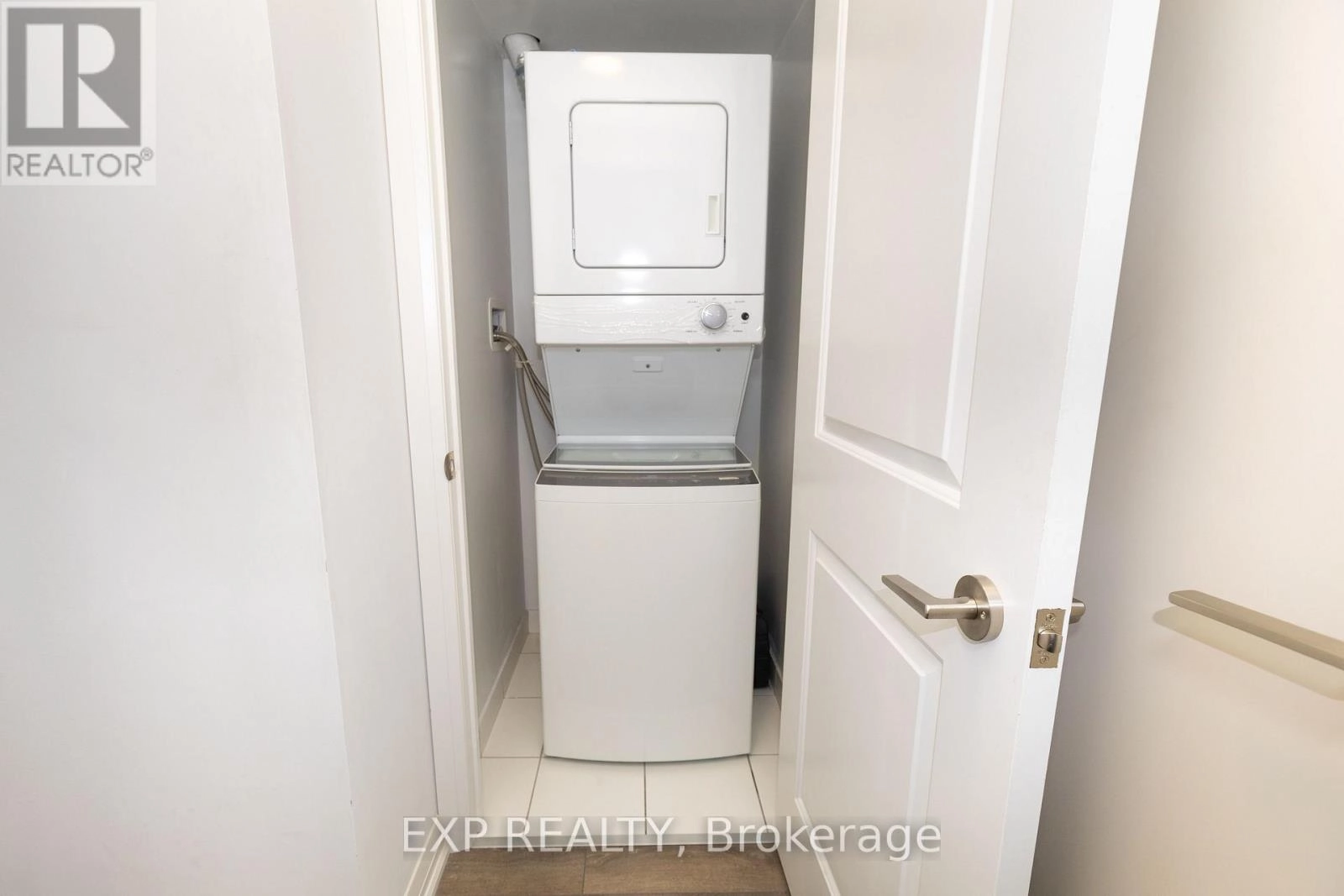 707 - 30 Meadowglen Place, Toronto, Ontario  M1G 0A6 - Photo 13 - E12617472