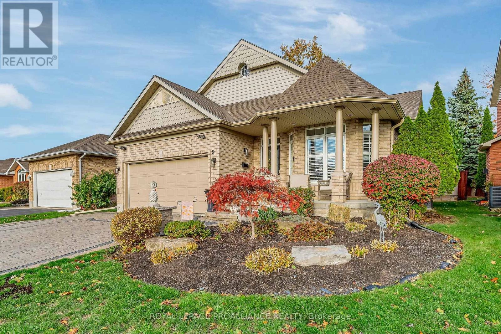 9 Spruce Gardens, Belleville, Ontario  K8N 5W3 - Photo 1 - X12485409