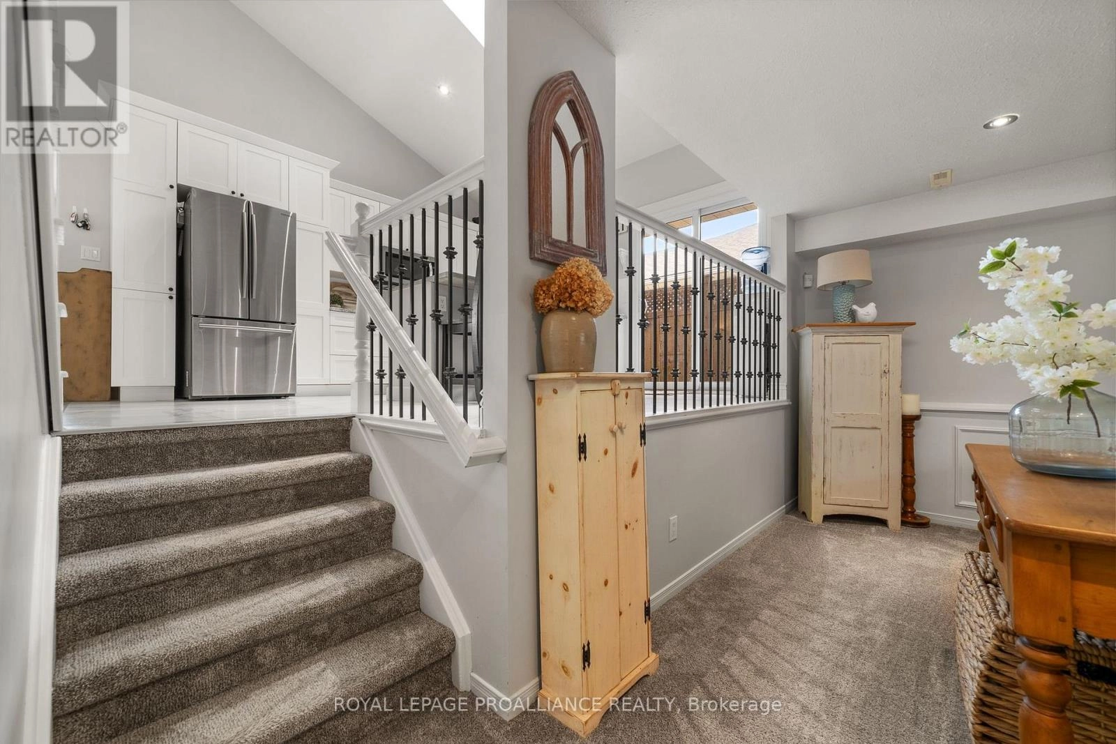 9 Spruce Gardens, Belleville, Ontario  K8N 5W3 - Photo 17 - X12485409