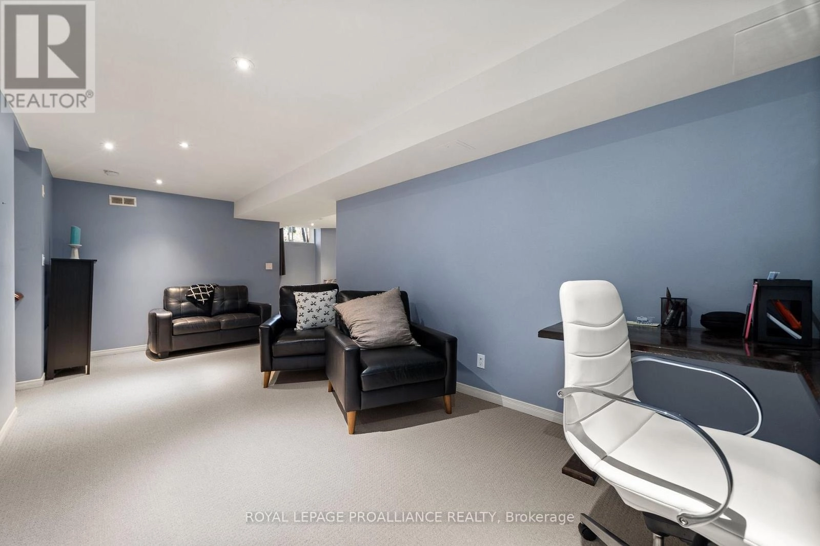 9 Spruce Gardens, Belleville, Ontario  K8N 5W3 - Photo 31 - X12485409