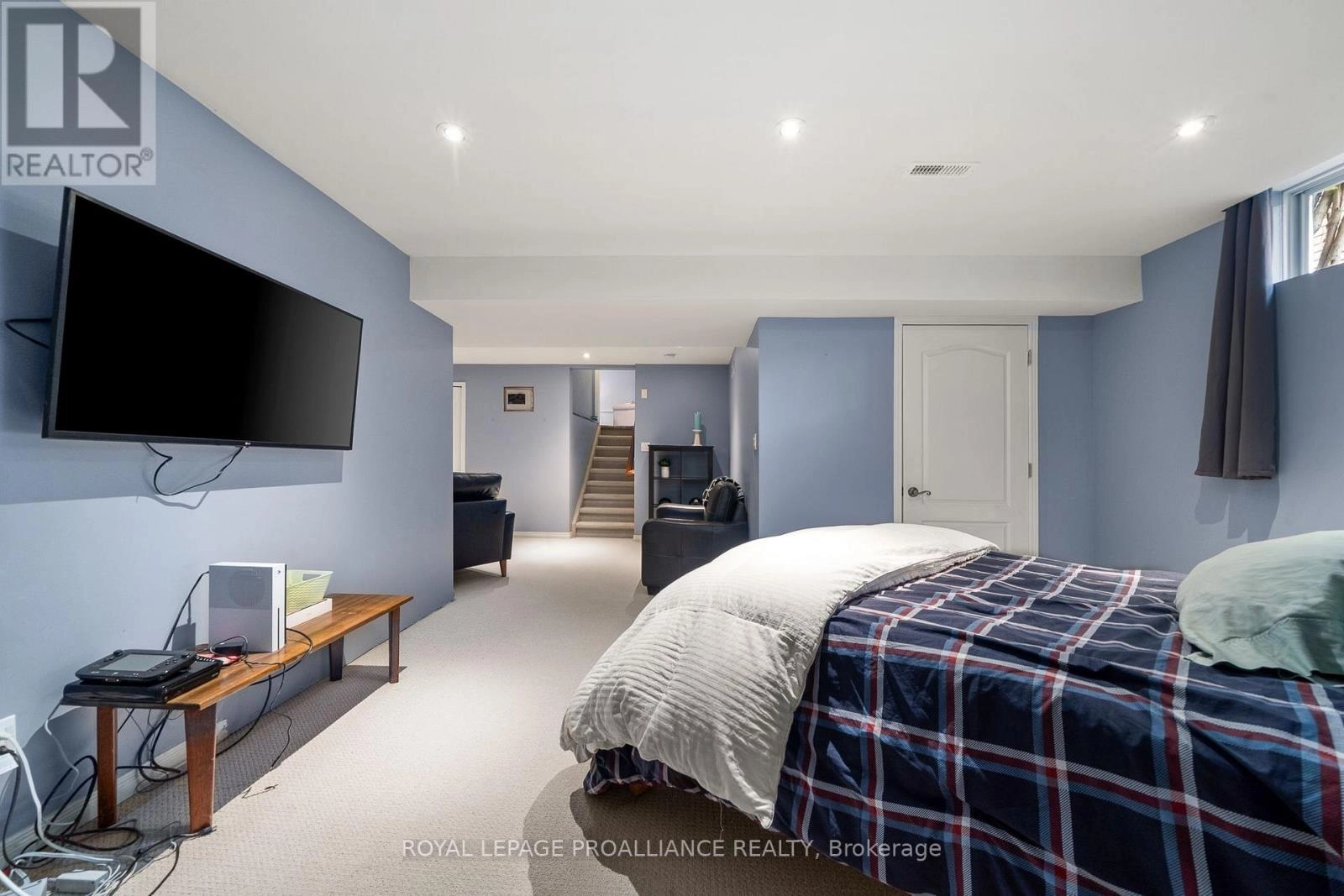 9 Spruce Gardens, Belleville, Ontario  K8N 5W3 - Photo 33 - X12485409