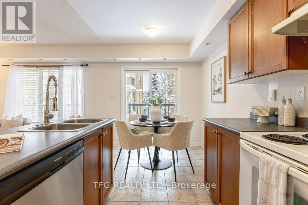 148 Louisbourg Way, Markham, Ontario  L6E 0C5 - Photo 15 - N12628448