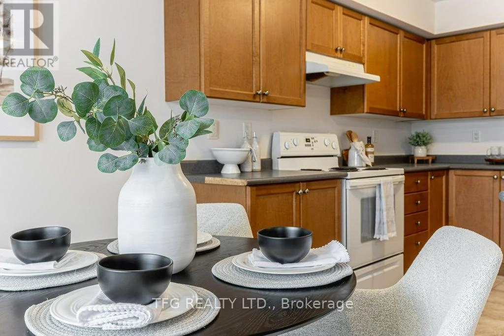 148 Louisbourg Way, Markham, Ontario  L6E 0C5 - Photo 22 - N12628448