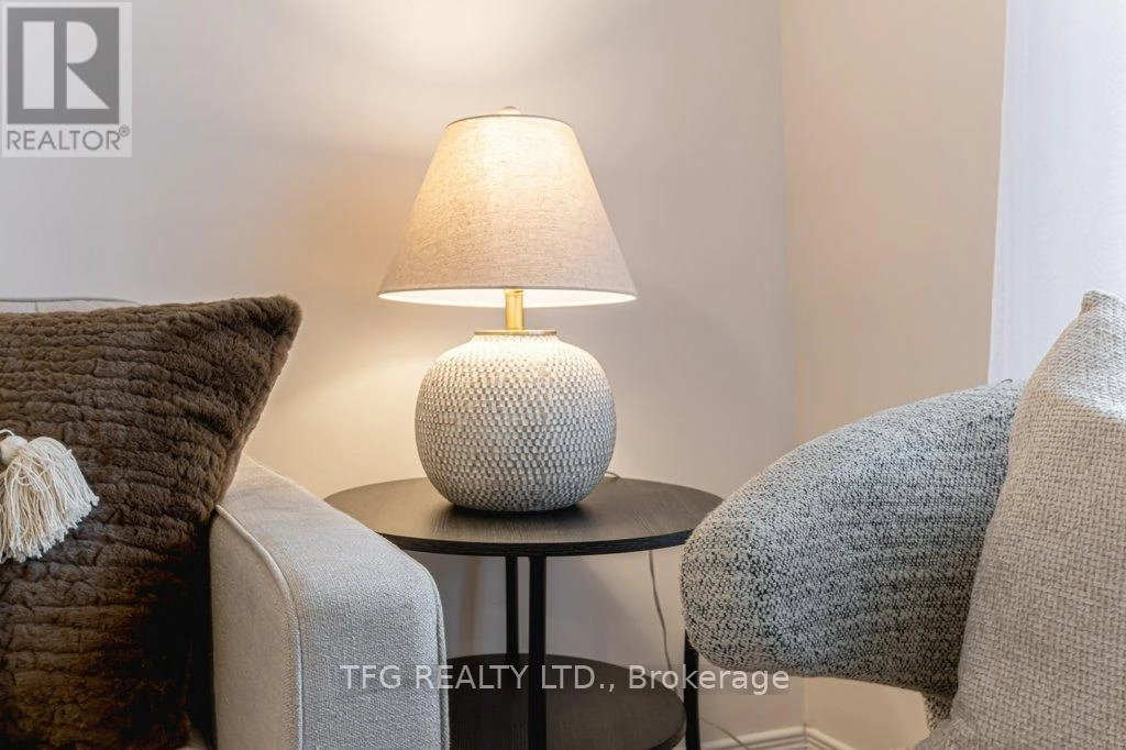 148 Louisbourg Way, Markham, Ontario  L6E 0C5 - Photo 23 - N12628448