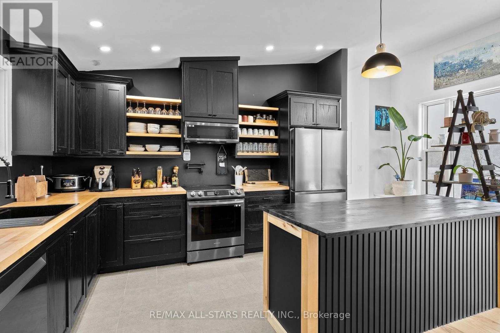 1062 Northline Road, Kawartha Lakes, Ontario  K0M 1N0 - Photo 11 - X12629340