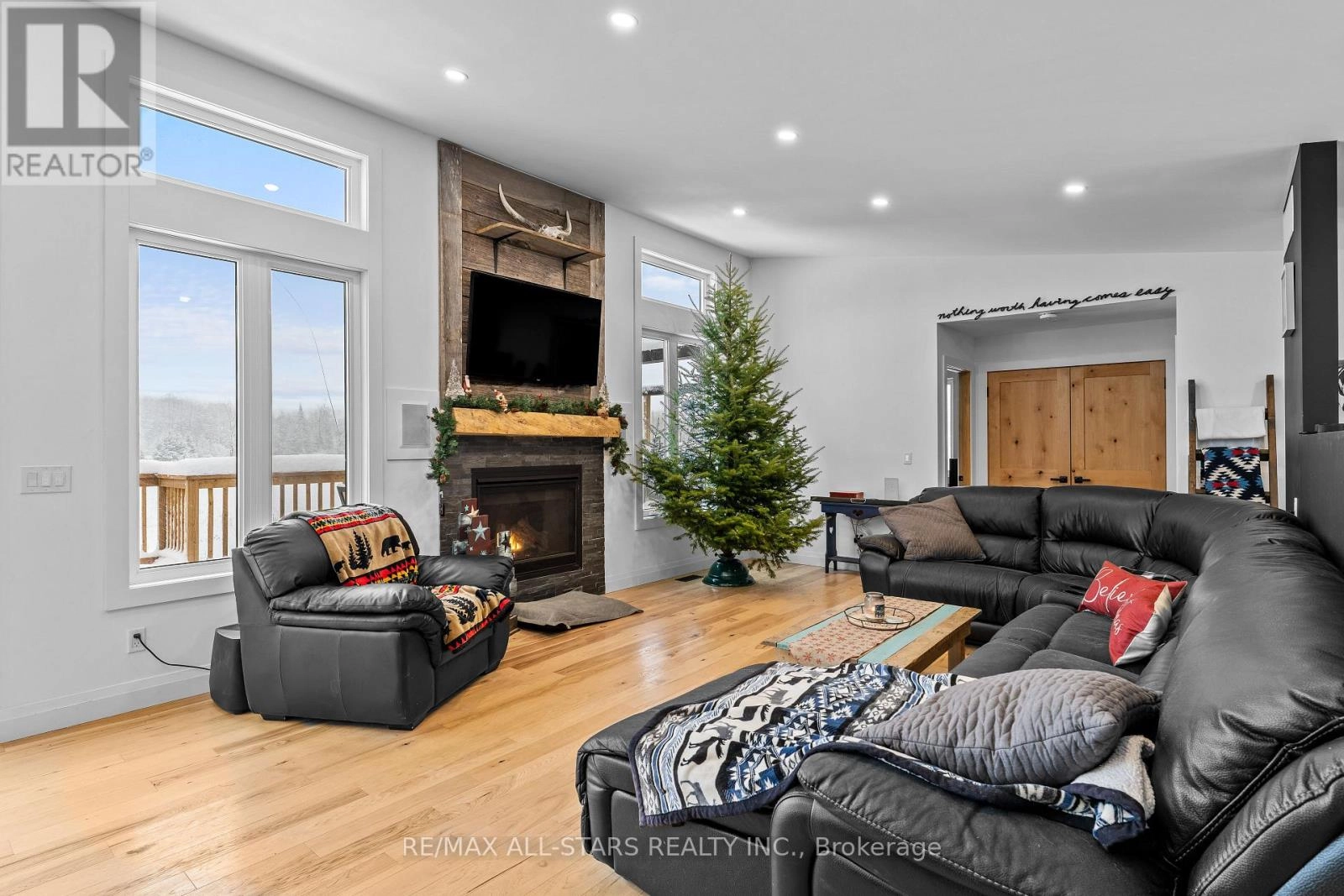 1062 Northline Road, Kawartha Lakes, Ontario  K0M 1N0 - Photo 12 - X12629340