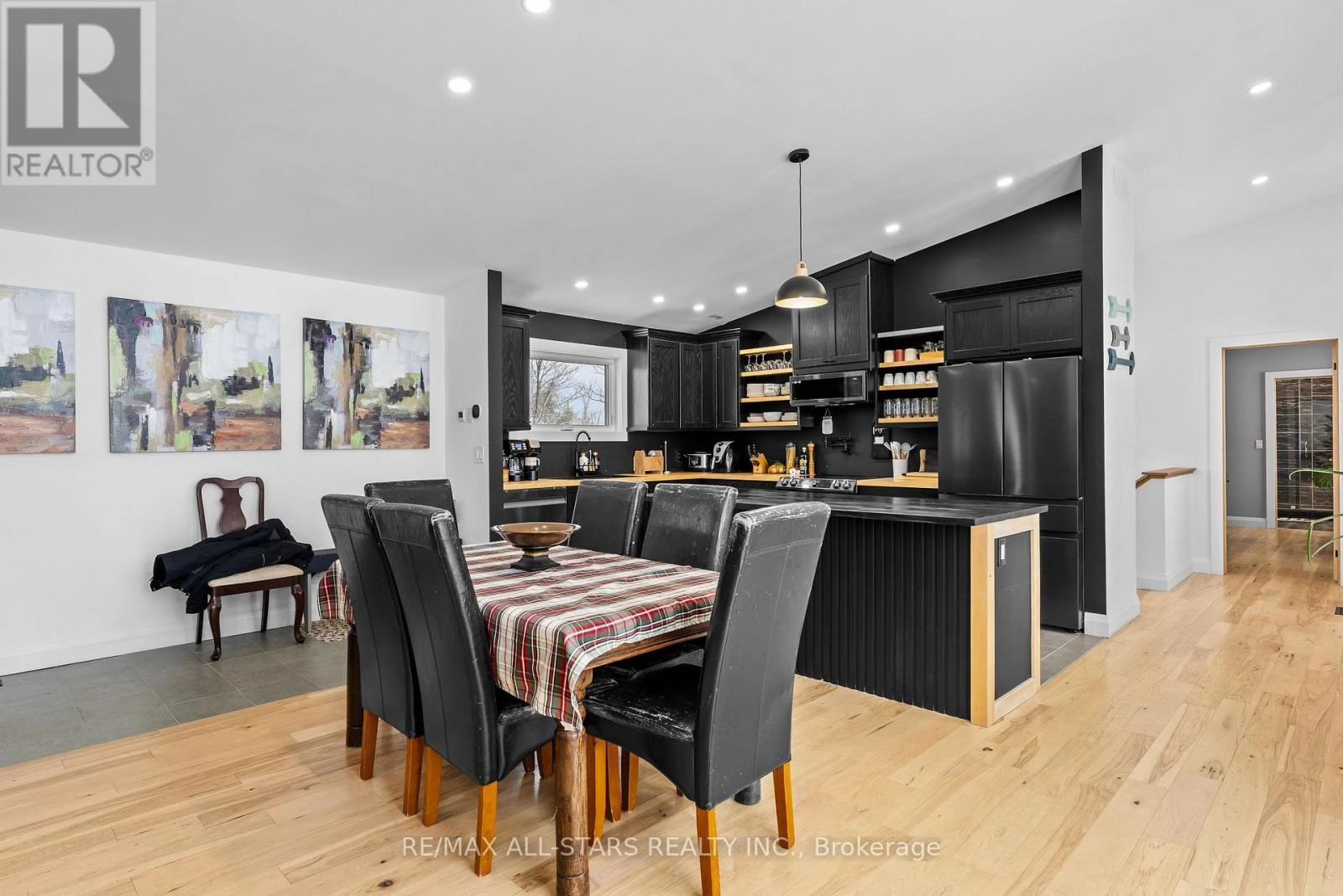 1062 Northline Road, Kawartha Lakes, Ontario  K0M 1N0 - Photo 7 - X12629340