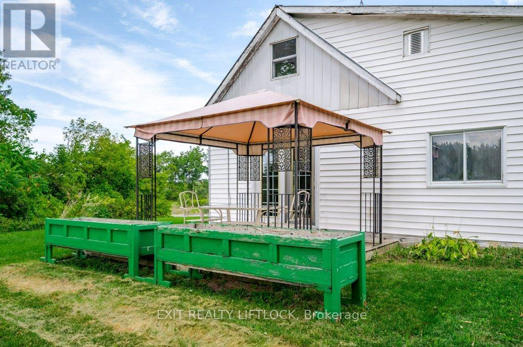 194 County Rd 10, Cavan Monaghan, Ontario  L0A 1G0 - Photo 40 - X12415738