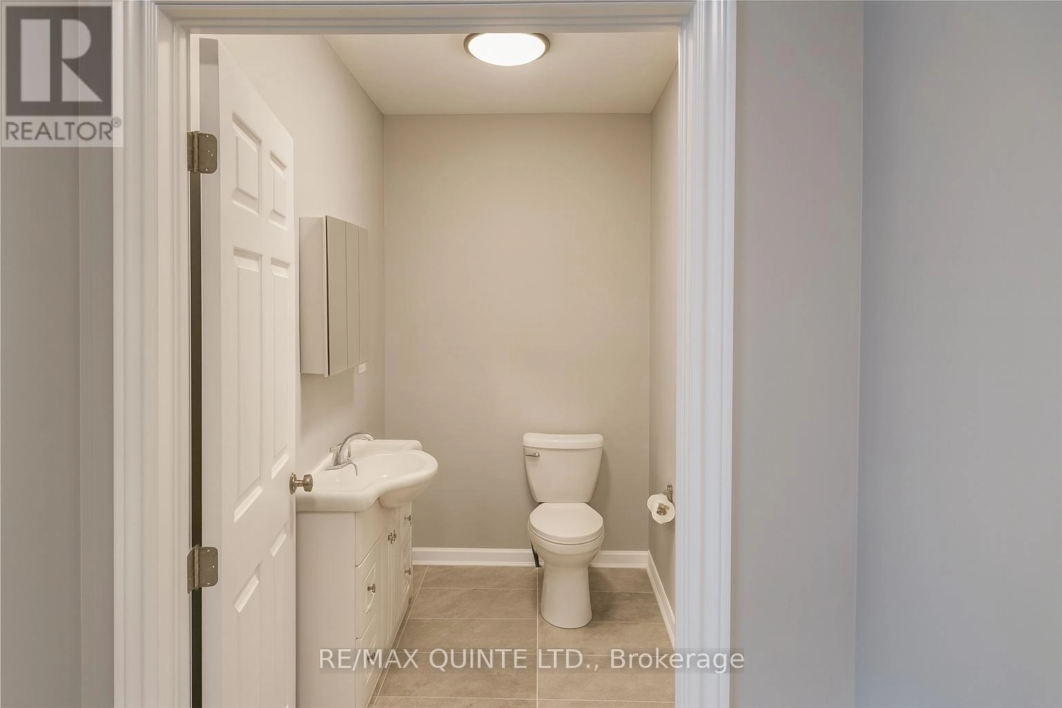 Unit #5 - 257 Dundas Street E, Quinte West, Ontario  K8V 1M1 - Photo 7 - X12633488