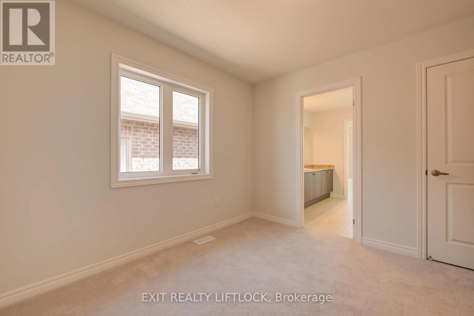 42 Pristine Trail, Cavan Monaghan, Ontario L0A 1G0 - Photo 32 - X12640506