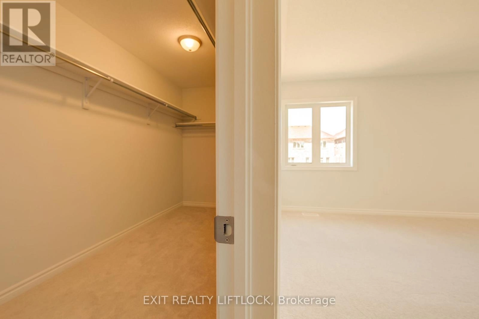 42 Pristine Trail, Cavan Monaghan, Ontario L0A 1G0 - Photo 37 - X12640506