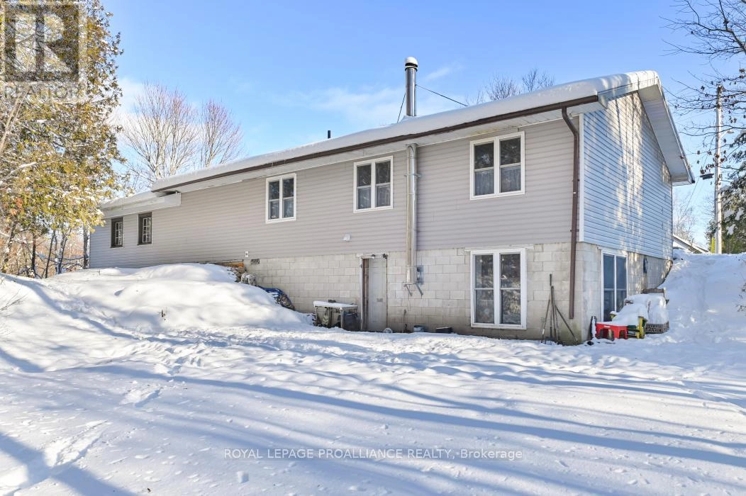 1023 Jewel Road, North Frontenac, Ontario K0H 1K0 - Photo 38 - X12395009