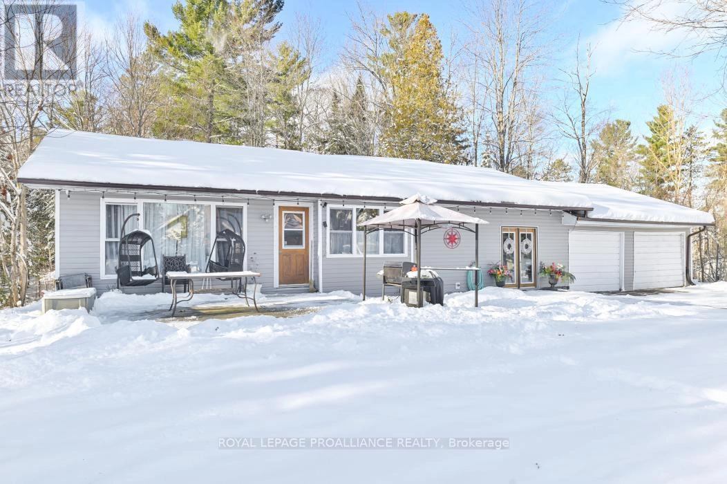 1023 Jewel Road, North Frontenac, Ontario K0H 1K0 - Photo 33 - X12395009