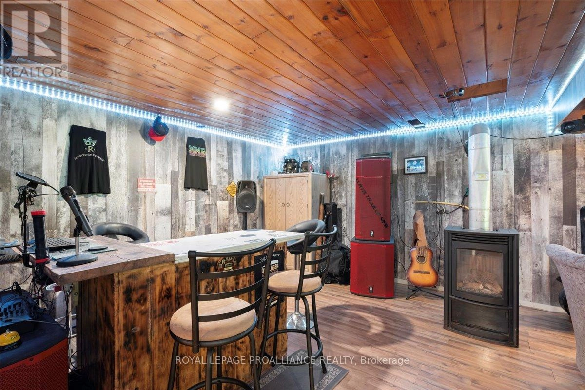 1023 Jewel Road, North Frontenac, Ontario K0H 1K0 - Photo 24 - X12395009