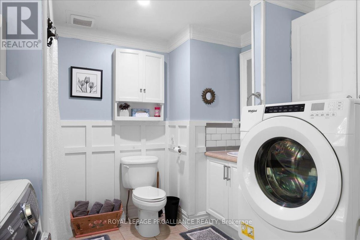 1023 Jewel Road, North Frontenac, Ontario K0H 1K0 - Photo 20 - X12395009