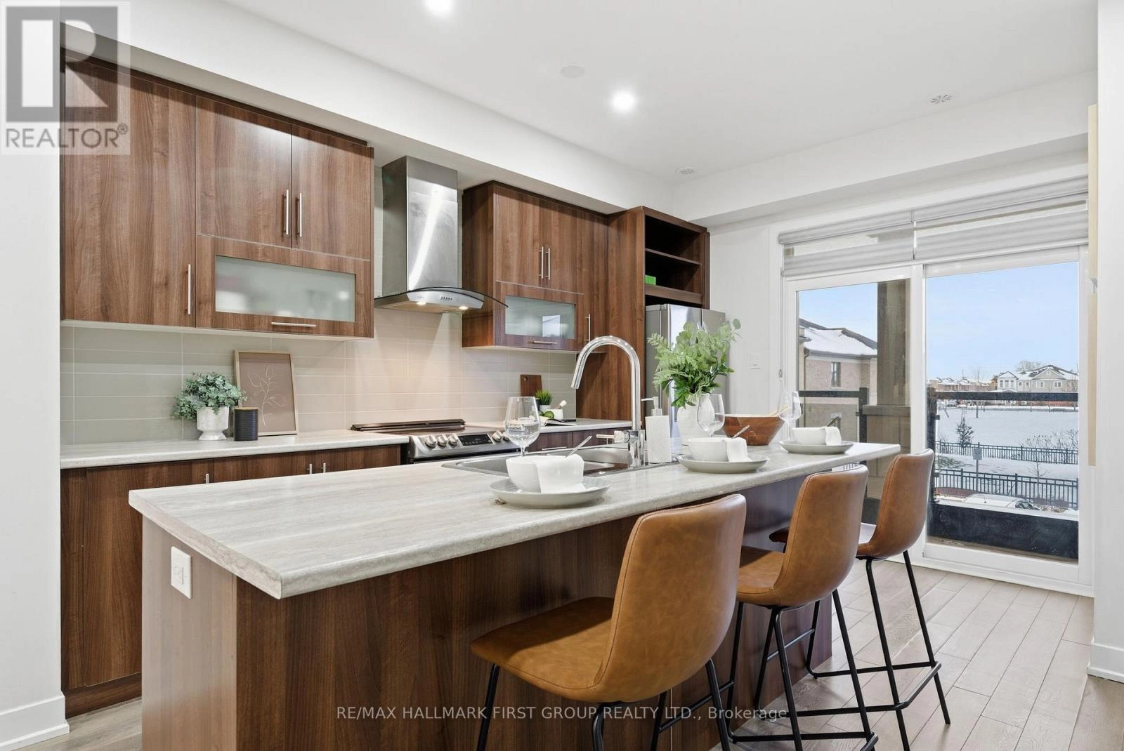 65 - 33 Donald Fleming Way, Whitby, Ontario  L1R 0N8 - Photo 7 - E12640900