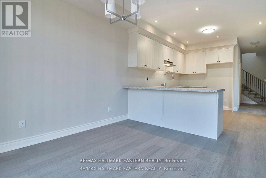 37 Coldbrook Drive, Cavan Monaghan, Ontario  L0A 1G0 - Photo 16 - X12641420