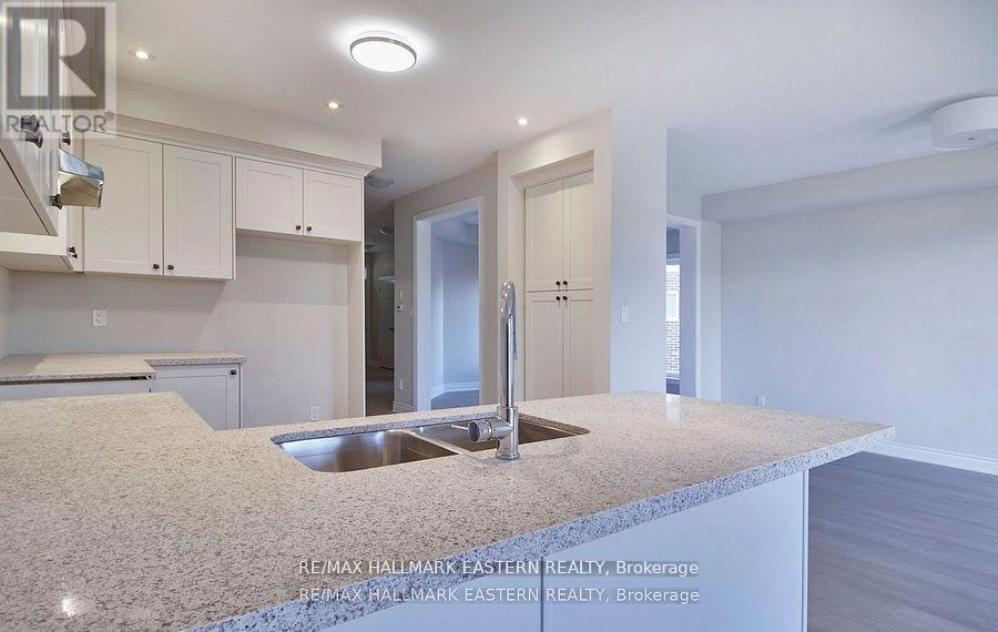 37 Coldbrook Drive, Cavan Monaghan, Ontario  L0A 1G0 - Photo 18 - X12641420