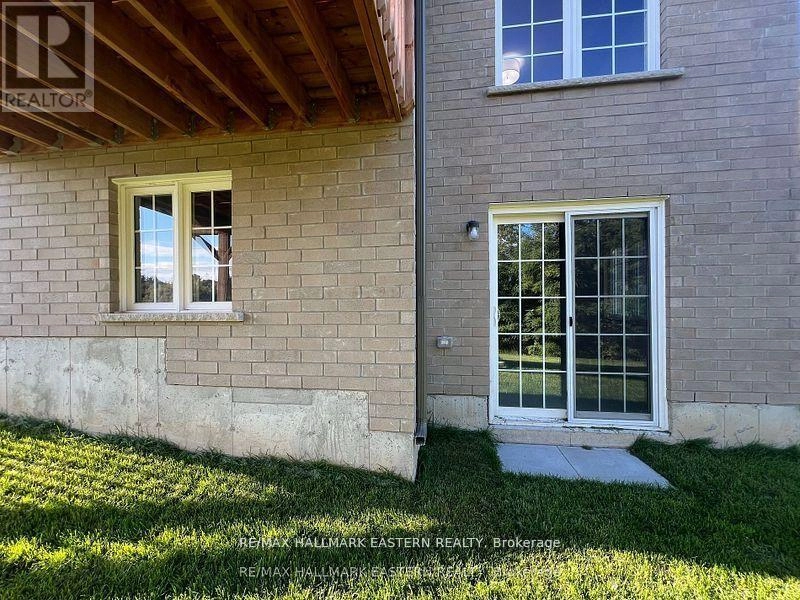 37 Coldbrook Drive, Cavan Monaghan, Ontario  L0A 1G0 - Photo 34 - X12641420