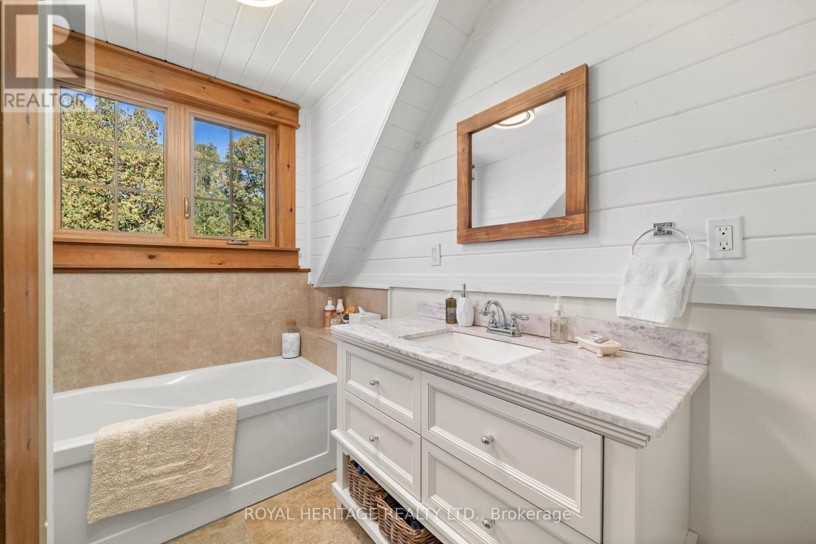 714 Sills Road, Centre Hastings, Ontario  K0K 3E0 - Photo 20 - X12442425