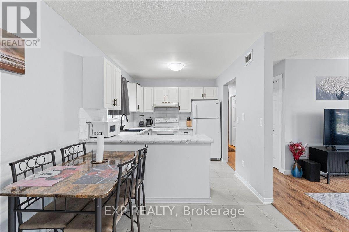 Upper - 3 Clifford Street, Belleville, Ontario  K8N 2Y2 - Photo 5 - X12649056