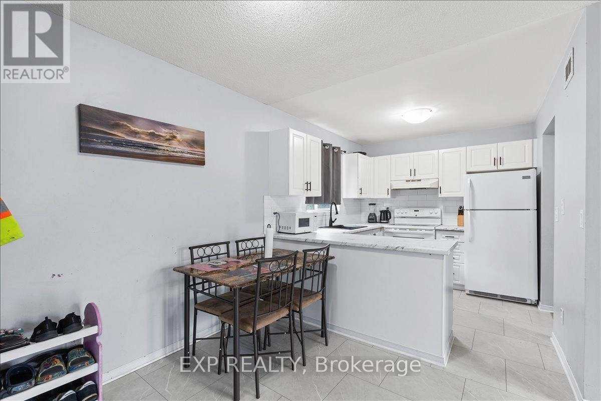 Upper - 3 Clifford Street, Belleville, Ontario  K8N 2Y2 - Photo 6 - X12649056