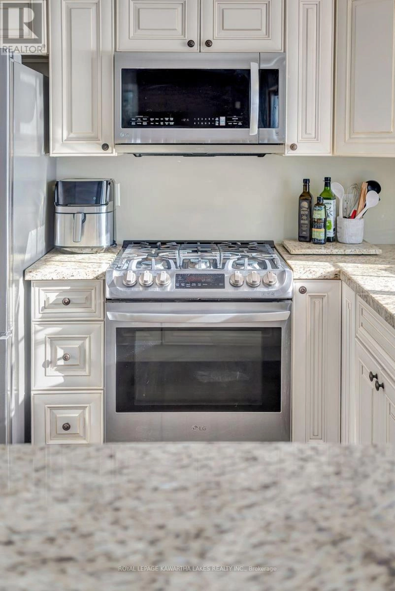 222 O'reilly Lane, Kawartha Lakes, Ontario  K0M 2C0 - Photo 15 - X12653342