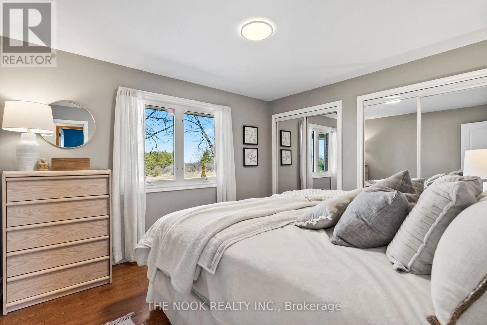 593 Pigeon Creek Road, Kawartha Lakes, Ontario  L0B 1K0 - Photo 25 - X12665988