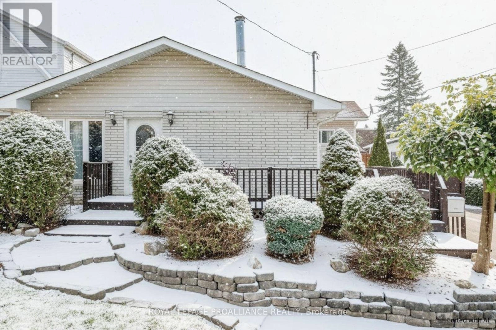 317 SIDNEY STREET, Quinte West, Ontario