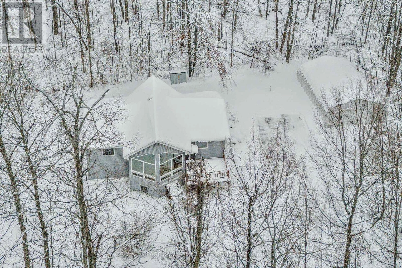 693 Balsam Lake Drive, Kawartha Lakes, Ontario  K0M 2B0 - Photo 1 - X12475205