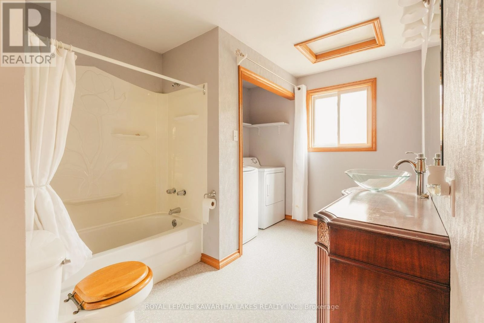 693 Balsam Lake Drive, Kawartha Lakes, Ontario  K0M 2B0 - Photo 25 - X12475205