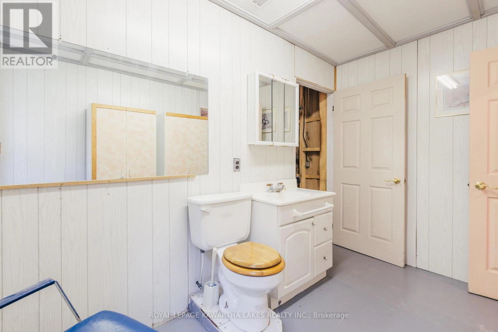 693 Balsam Lake Drive, Kawartha Lakes, Ontario  K0M 2B0 - Photo 34 - X12475205