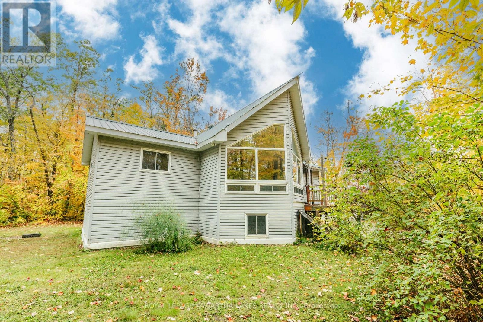 693 Balsam Lake Drive, Kawartha Lakes, Ontario  K0M 2B0 - Photo 5 - X12475205