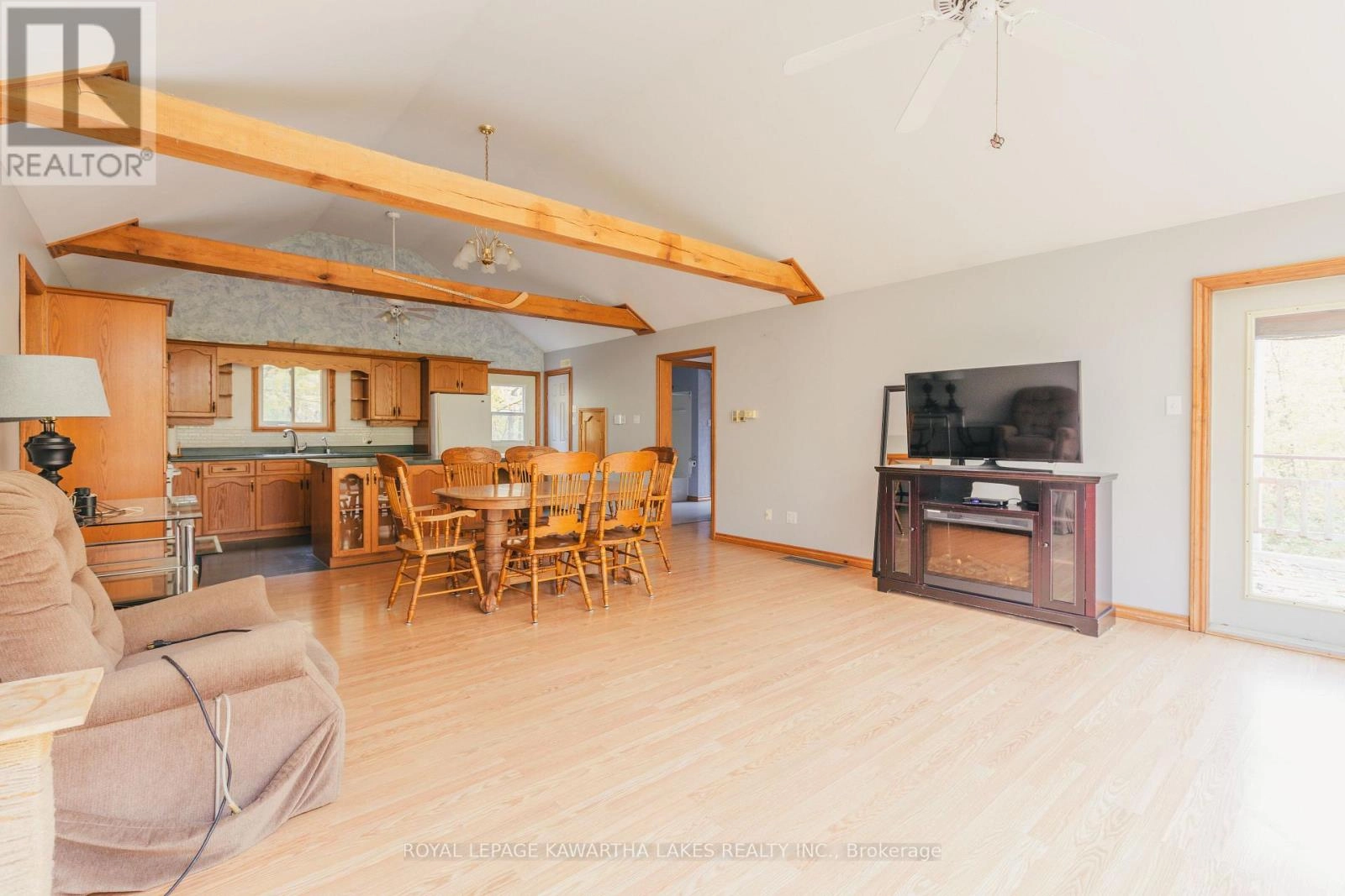 693 Balsam Lake Drive, Kawartha Lakes, Ontario  K0M 2B0 - Photo 9 - X12475205