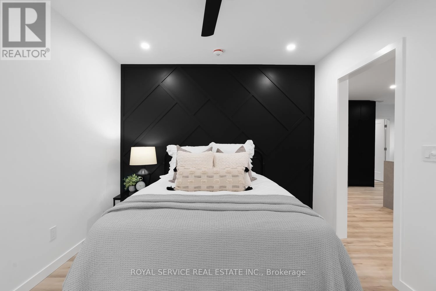 Unit 1 - 256 George Street, Cobourg, Ontario  K9A 3L6 - Photo 13 - X12670734