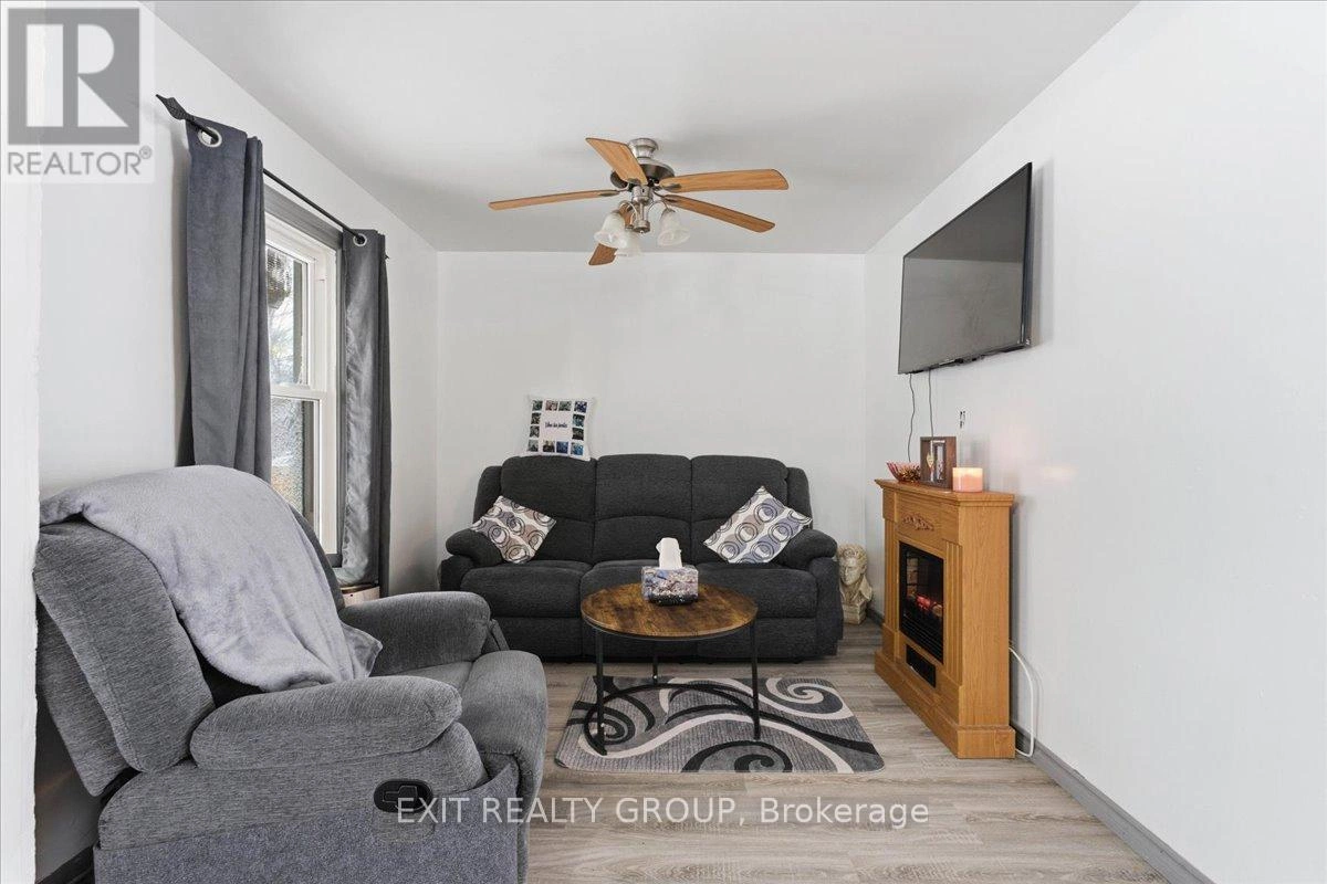 16 Catherine Street, Tyendinaga, Ontario  K0K 3A0 - Photo 9 - X12671166