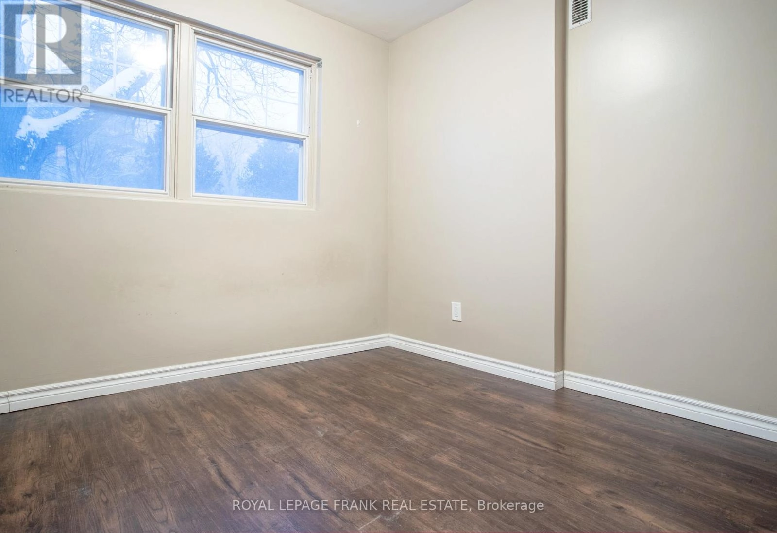 41 Felcher Boulevard, Whitchurch-Stouffville, Ontario  L4A 3H4 - Photo 17 - N12670844