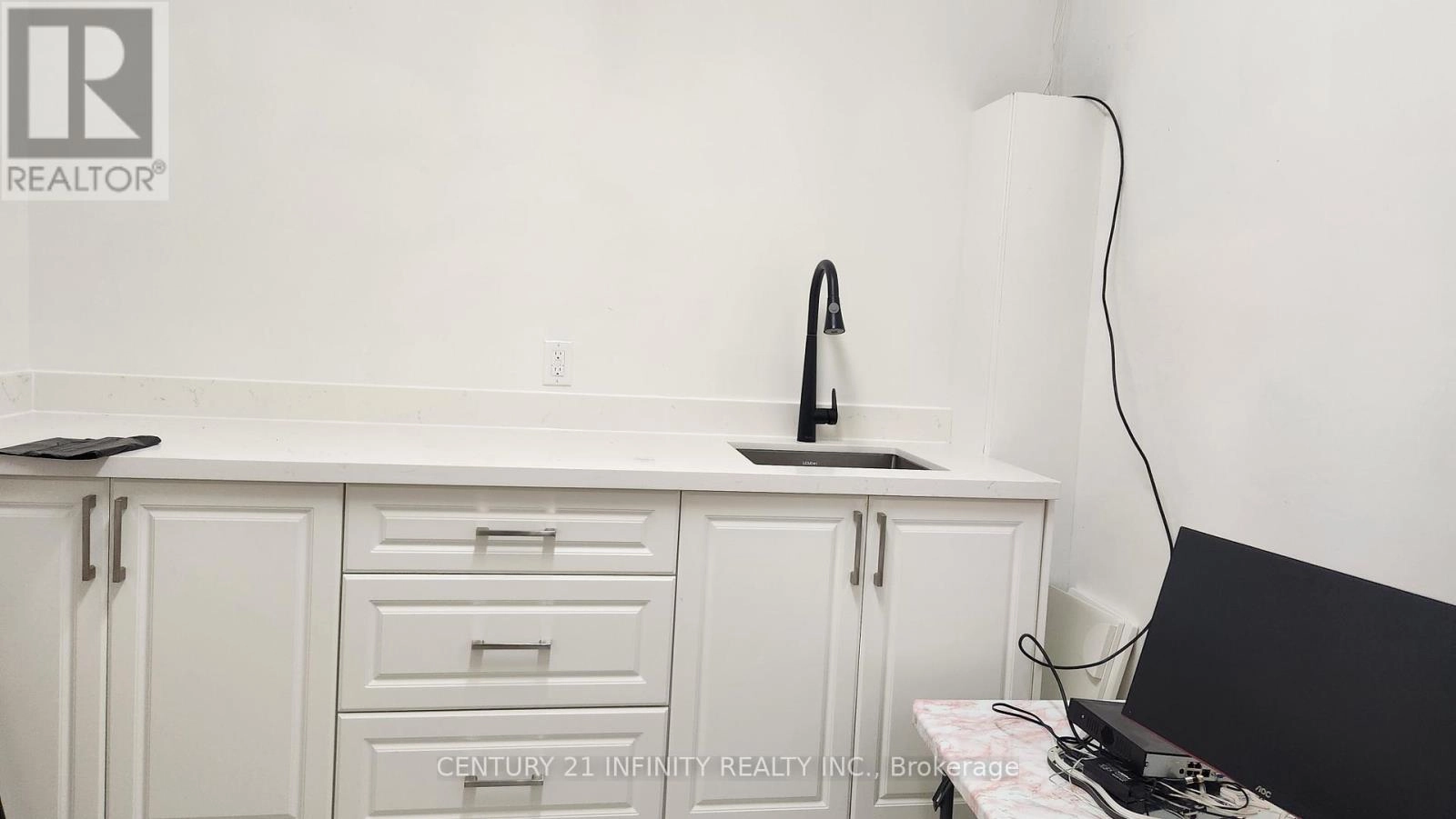 136 Simcoe Street S, Oshawa, Ontario  L1H 4G9 - Photo 10 - E12671624