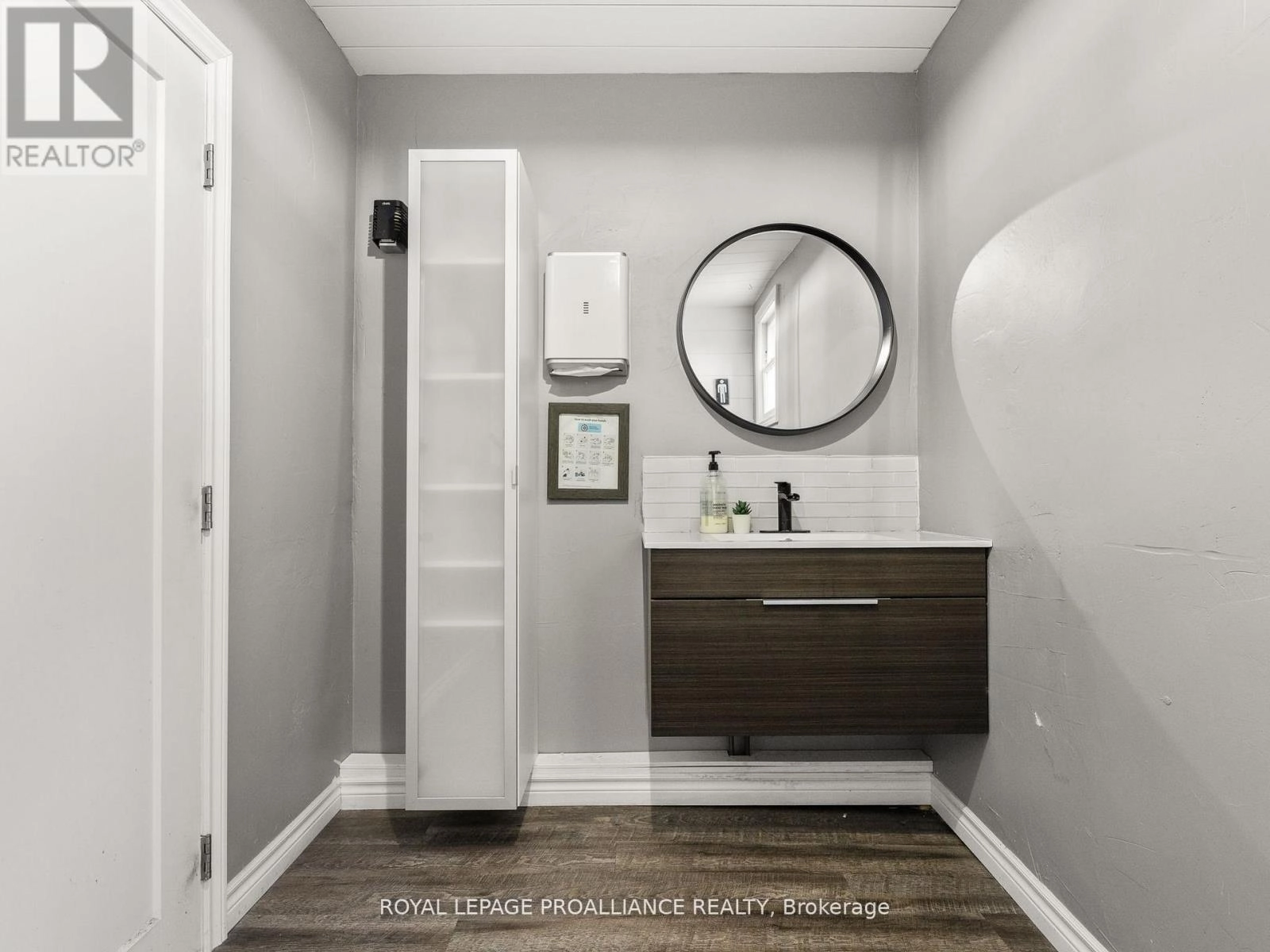 243 Division Street, Cobourg, Ontario  K9A 3P9 - Photo 12 - X12671992