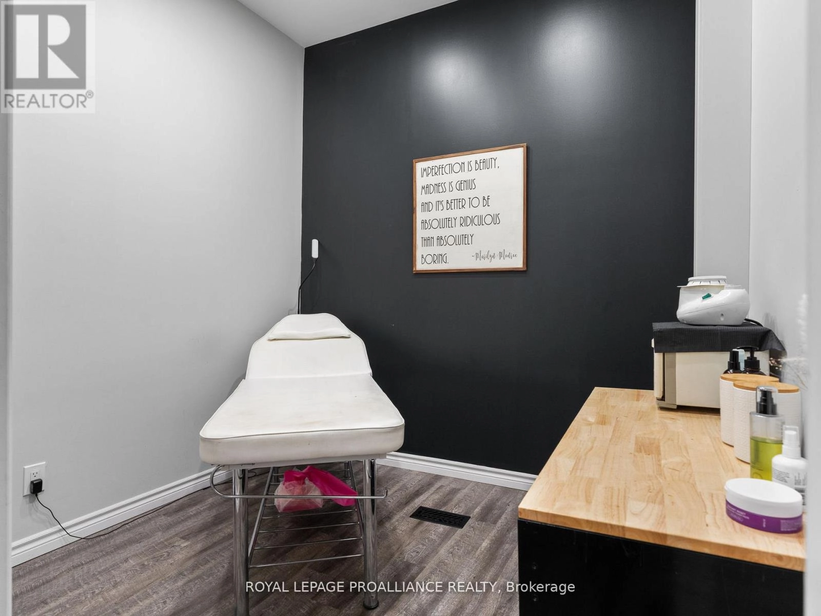 243 Division Street, Cobourg, Ontario  K9A 3P9 - Photo 9 - X12671992