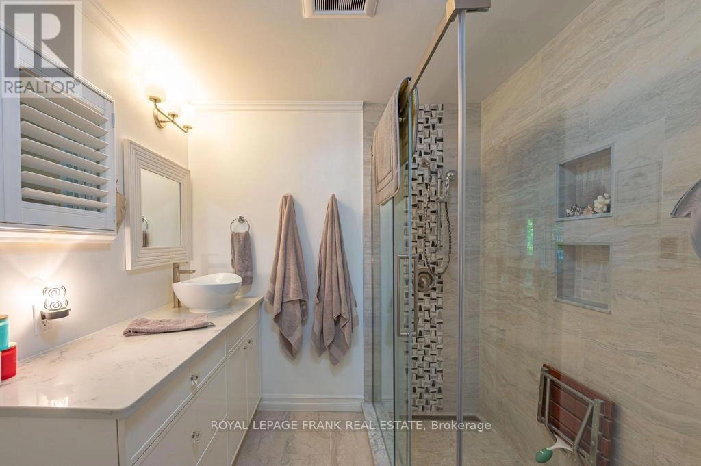 3 Fire Route 27b, Trent Lakes, Ontario  K0L 1J0 - Photo 17 - X12430588