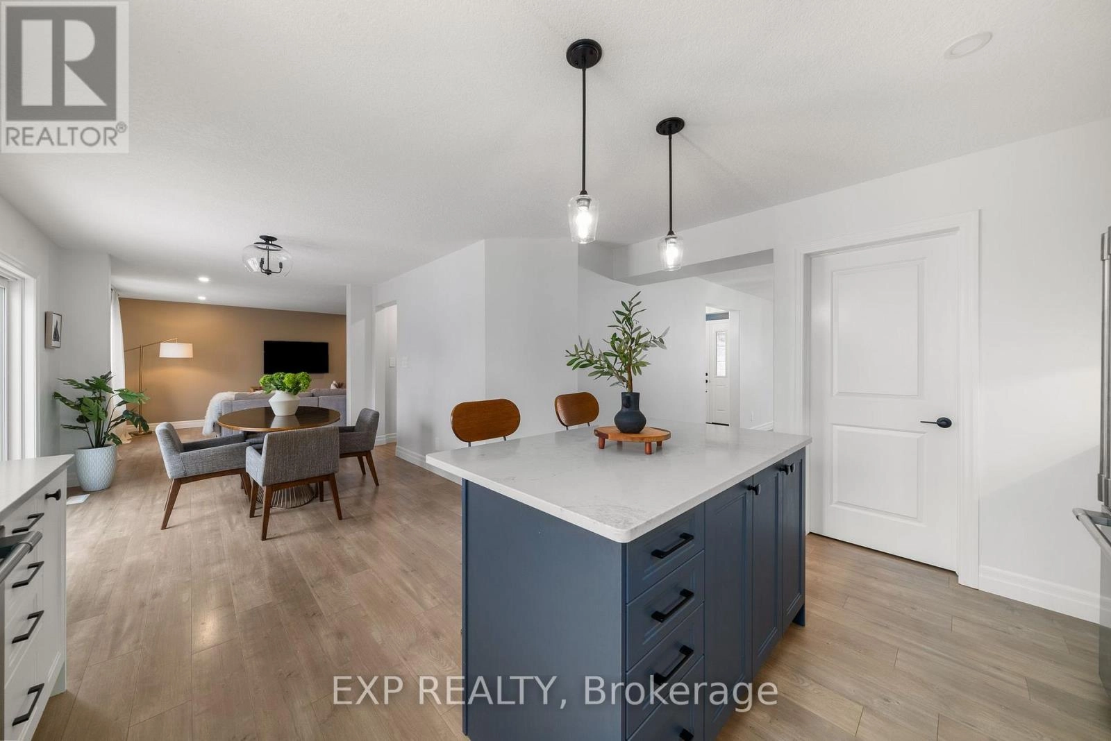 58 Lanark Drive, Belleville, Ontario K8N 0G8 - Photo 13 - X12666406