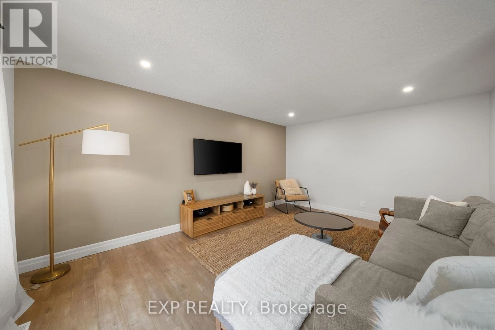 58 Lanark Drive, Belleville, Ontario K8N 0G8 - Photo 19 - X12666406