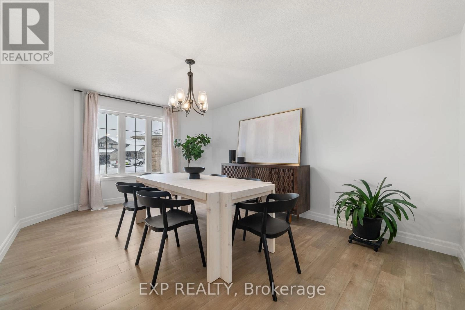 58 Lanark Drive, Belleville, Ontario K8N 0G8 - Photo 8 - X12666406