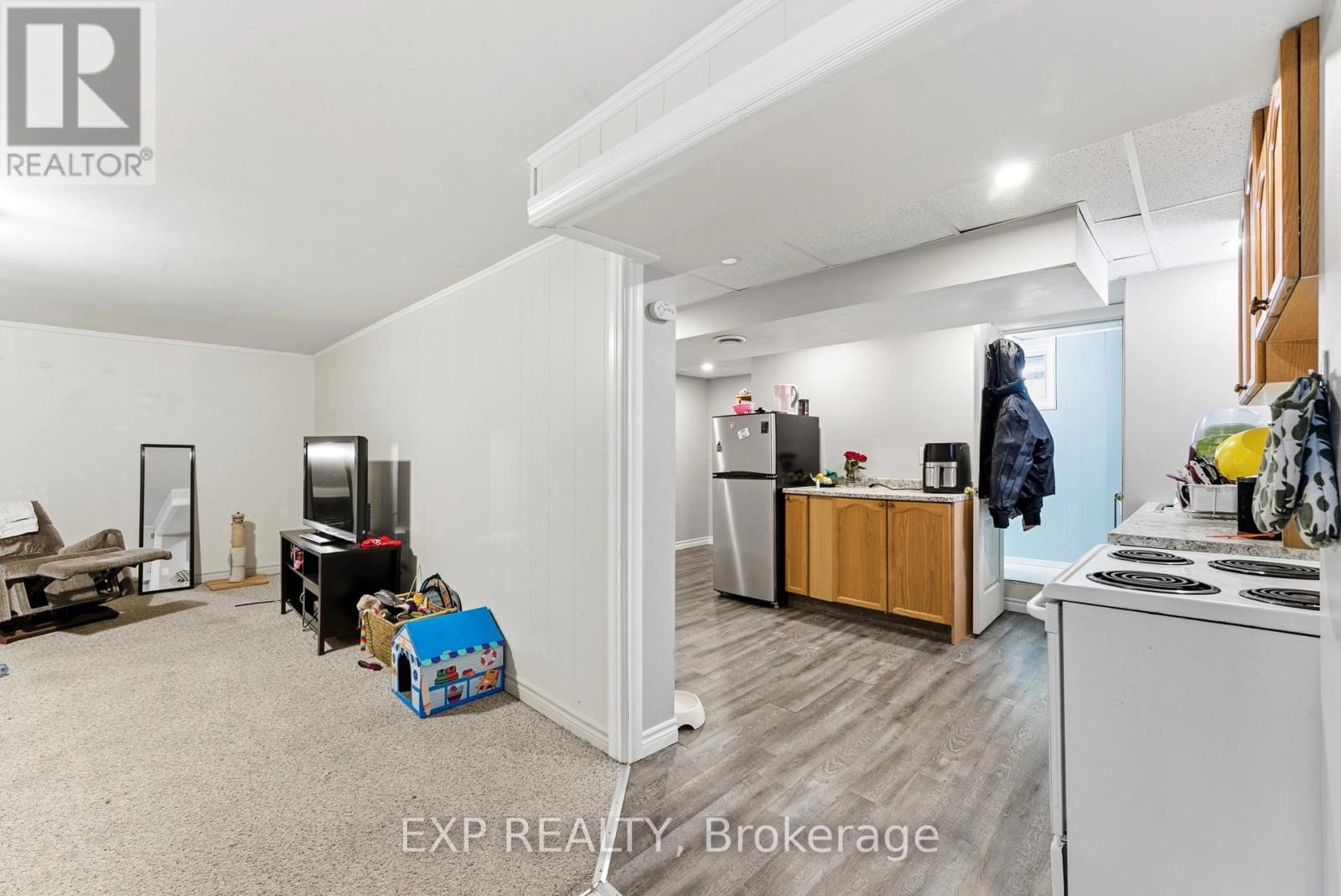 38 Greenlawn Avenue, Belleville, Ontario  K8N 4B5 - Photo 24 - X12672114