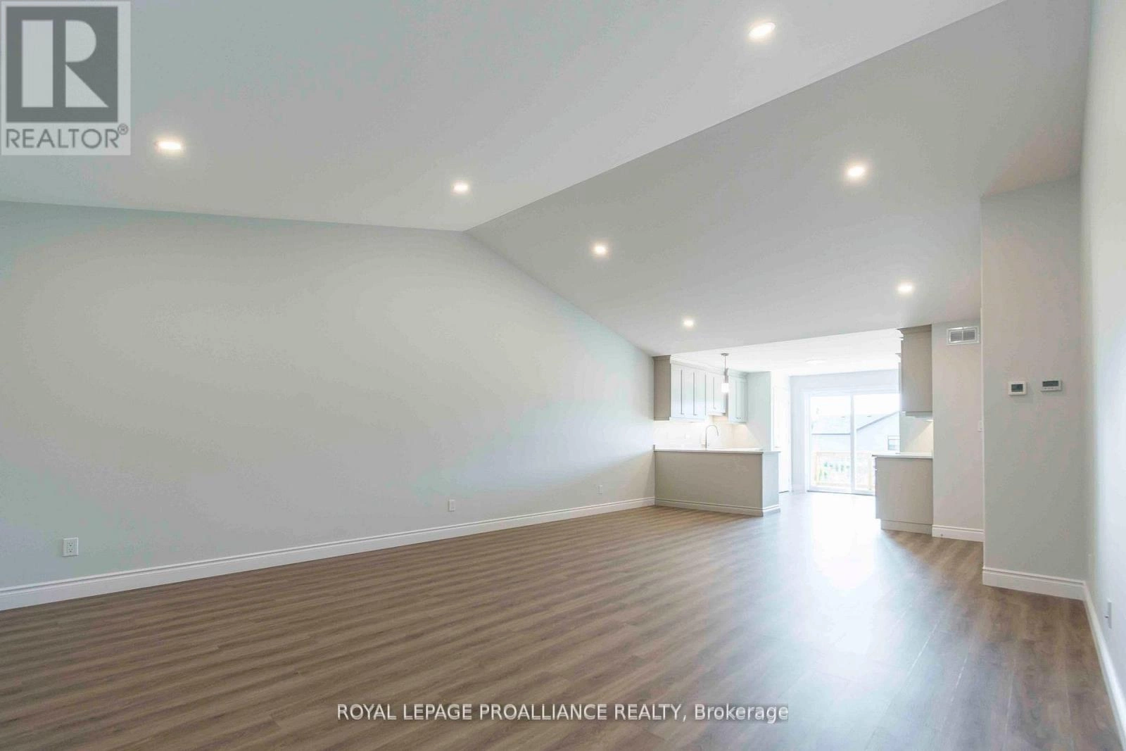 49 Mackenzie John Crescent, Brighton, Ontario K0K 1H0 - Photo 4 - X12720450