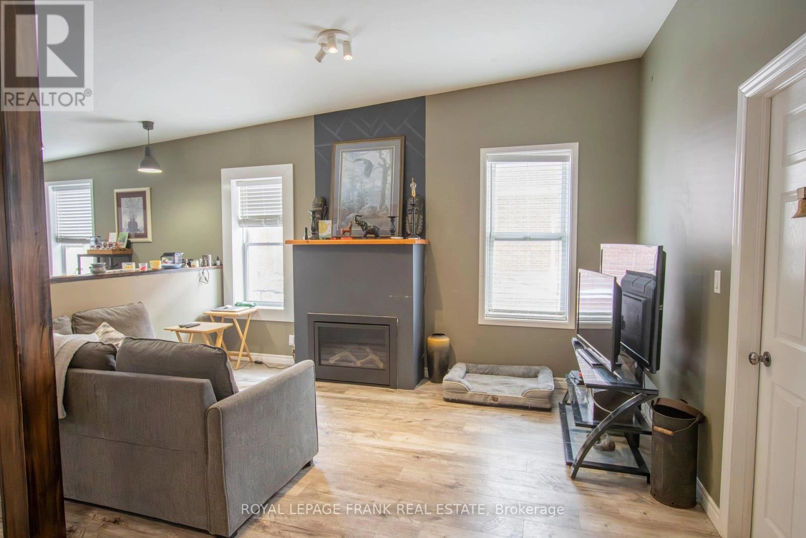 49 Main Street, Kawartha Lakes, Ontario  K0M 1A0 - Photo 33 - X12785166