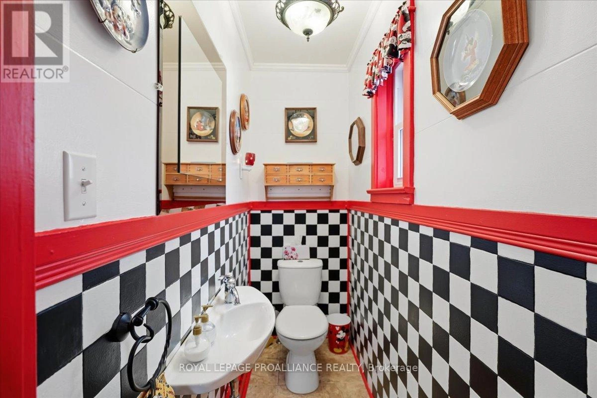 246 Colborne Street, Tweed, Ontario K0K 3J0 - Photo 17 - X12798478